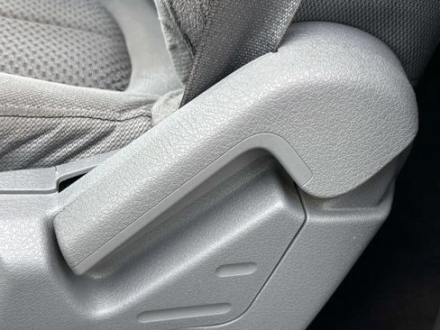 Used 2013 Ford F150 XLT RWD image 16