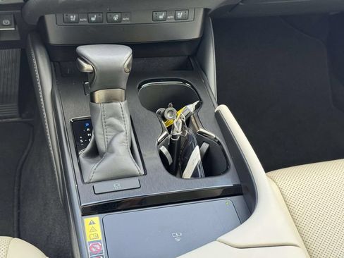 Used 2025 Lexus ES 350 w/ Premium Package FWD image 19