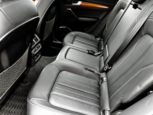 Used 2023 Audi Q5 2.0T Premium Plus w/ Premium Plus Package image 14