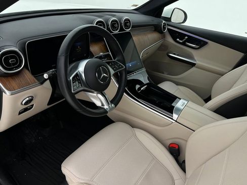 Used 2023 Mercedes-Benz GLC 300 GLC 300 image 12