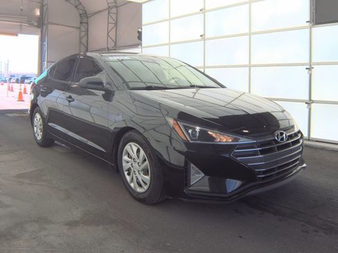 Used 2020 Hyundai Elantra SE w/ Cargo Package (C1) image 6