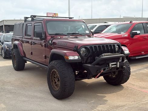 Used 2022 Jeep Gladiator Sport AWD/4WD image 2