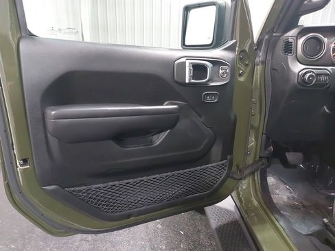 Used 2021 Jeep Wrangler Unlimited Sport image 26