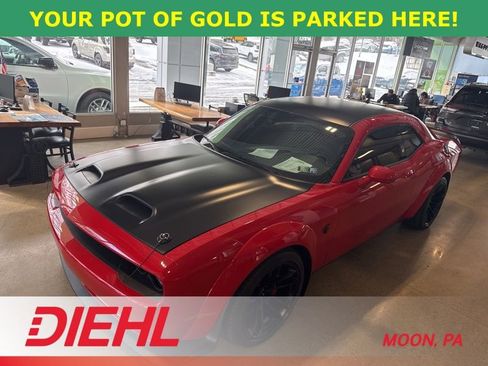 Used 2020 Dodge Challenger SRT Hellcat Redeye image 10