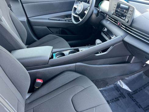 New 2026 Hyundai Elantra Blue image 16