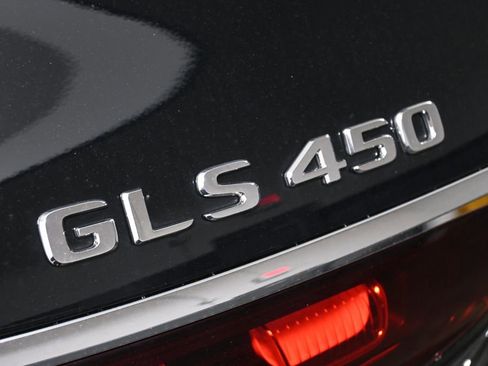 New 2026 Mercedes-Benz GLS 450 4MATIC image 43