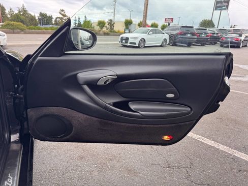 Used 2001 Porsche Boxster RWD image 17