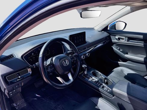 Used 2023 Honda Civic Touring image 9