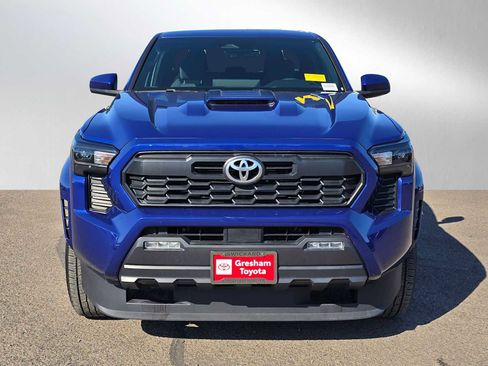 Used 2024 Toyota Tacoma TRD Sport AWD/4WD image 8