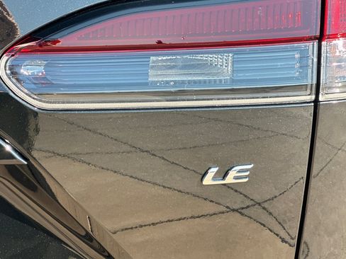 Certified 2026 Toyota Corolla Cross LE image 34