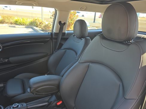 Used 2023 MINI Cooper S image 12