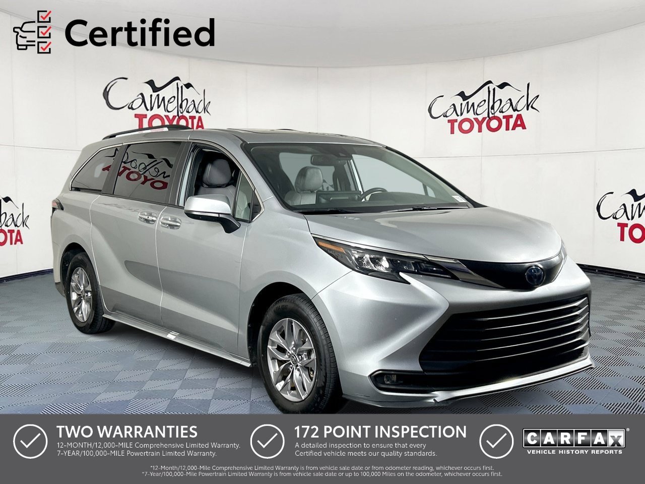 Used 2025 Toyota Sienna XLE FWD image 1