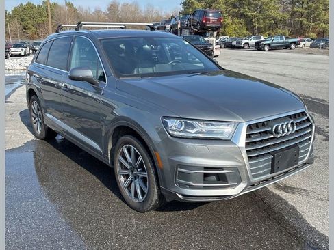 Used 2018 Audi Q7 3.0T Premium Plus image 1