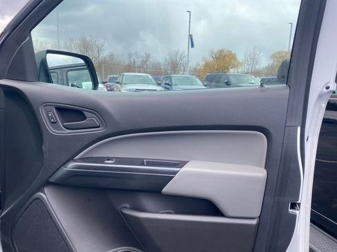 Used 2022 Chevrolet Colorado W/T w/ Custom Special Edition image 14