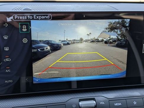 New 2026 Kia K4 GT-Line w/ GT-Line Premium Package FWD image 24