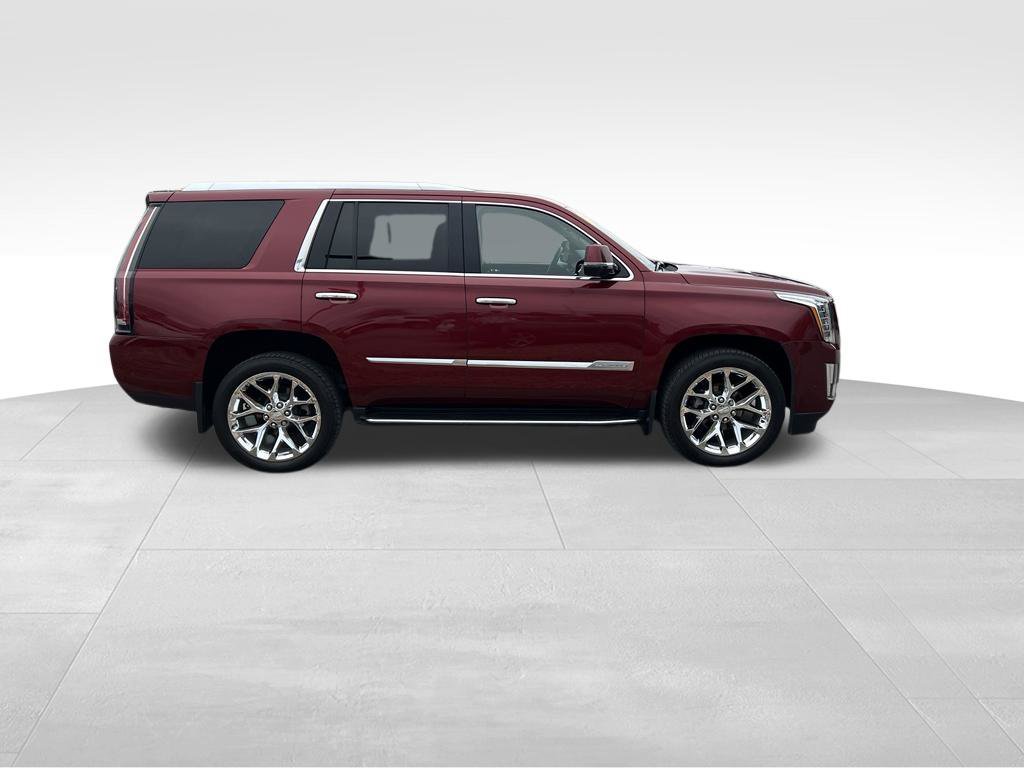 Used 2017 Cadillac Escalade Luxury AWD/4WD image 7