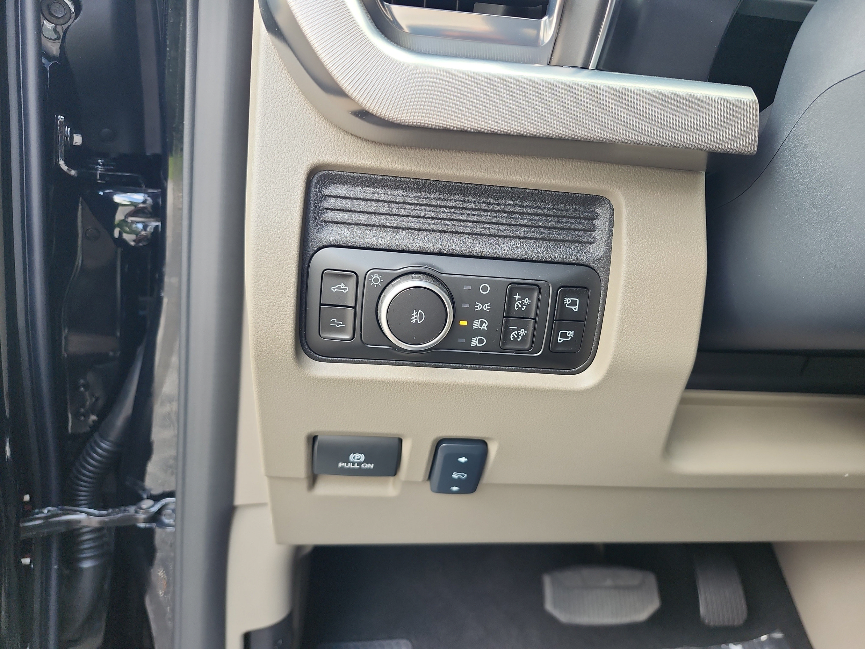 New 2026 Ford F250 Platinum w/ Platinum Plus Package AWD/4WD image 12