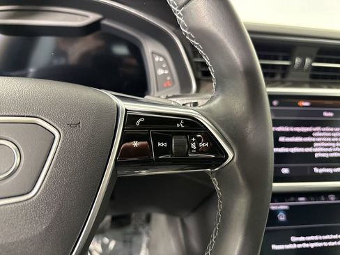 Used 2021 Audi A7 e Premium Plus w/ Interior Protection Package AWD/4WD image 38