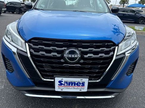 Used 2024 Nissan Kicks SV FWD image 7