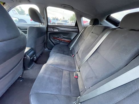 Used 2012 Honda Crosstour EX image 21