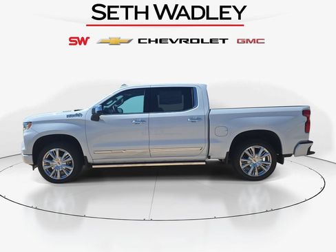 New 2026 Chevrolet Silverado 1500 High Country AWD/4WD image 4