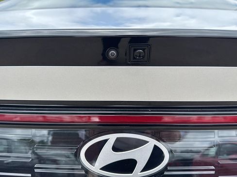 Used 2025 Hyundai Sonata SEL FWD image 10