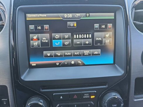 Used 2014 Ford F150 Limited image 11