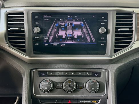 Used 2018 Volkswagen Atlas SE image 23