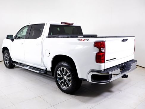 Used 2025 Chevrolet Silverado 1500 LT w/ Protection Package AWD/4WD image 3