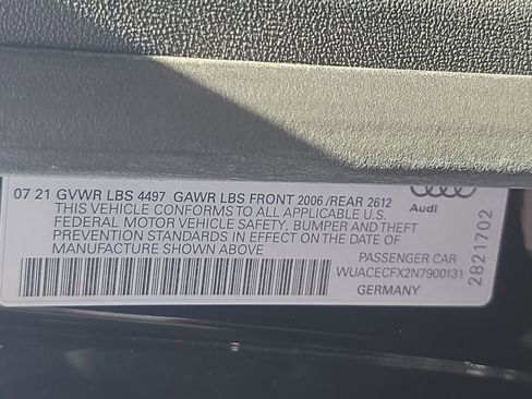 Used 2022 Audi R8 V10 w/ Premium Package image 26