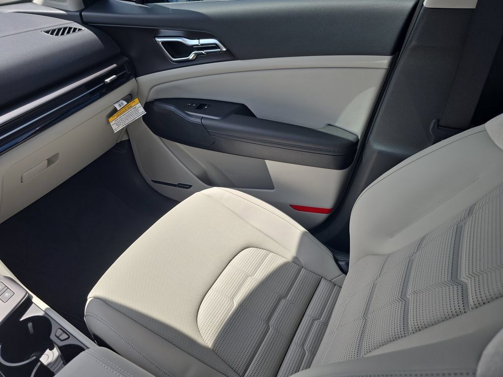 New 2027 Kia Sportage SX FWD image 16