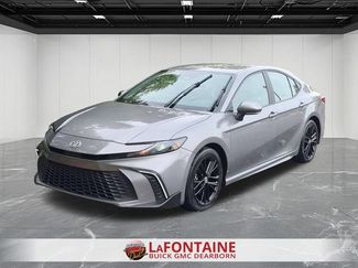 Used 2025 Toyota Camry SE FWD video 1
