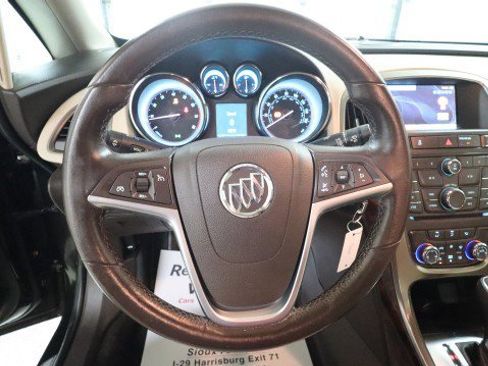 Used 2014 Buick Verano FWD image 19