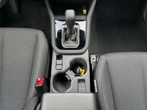 Certified 2025 Subaru Forester Premium AWD/4WD image 17
