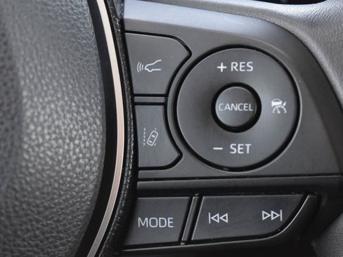 Used 2019 Toyota RAV4 Adventure AWD/4WD image 8