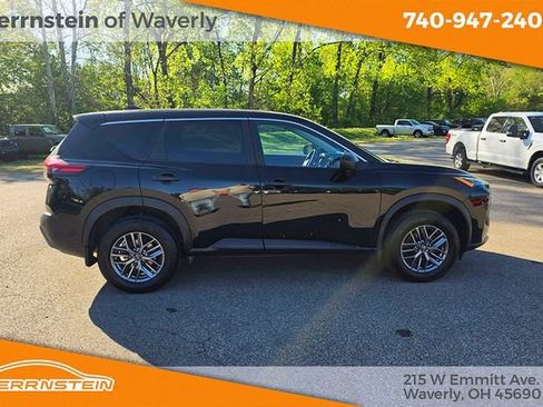 Used 2023 Nissan Rogue S AWD/4WD image 29