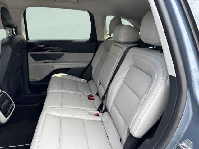 New 2026 Lincoln Nautilus Premier AWD/4WD image 40