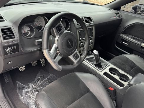 Used 2012 Dodge Challenger SRT8 RWD image 16