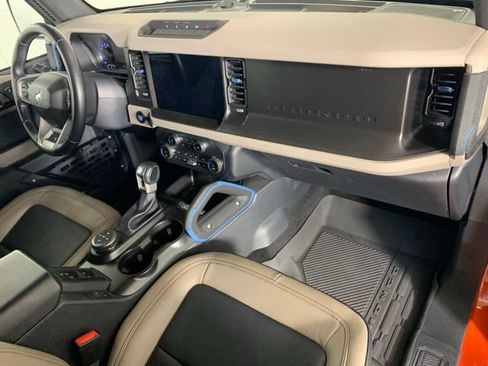 Used 2022 Ford Bronco Wildtrak AWD/4WD image 6