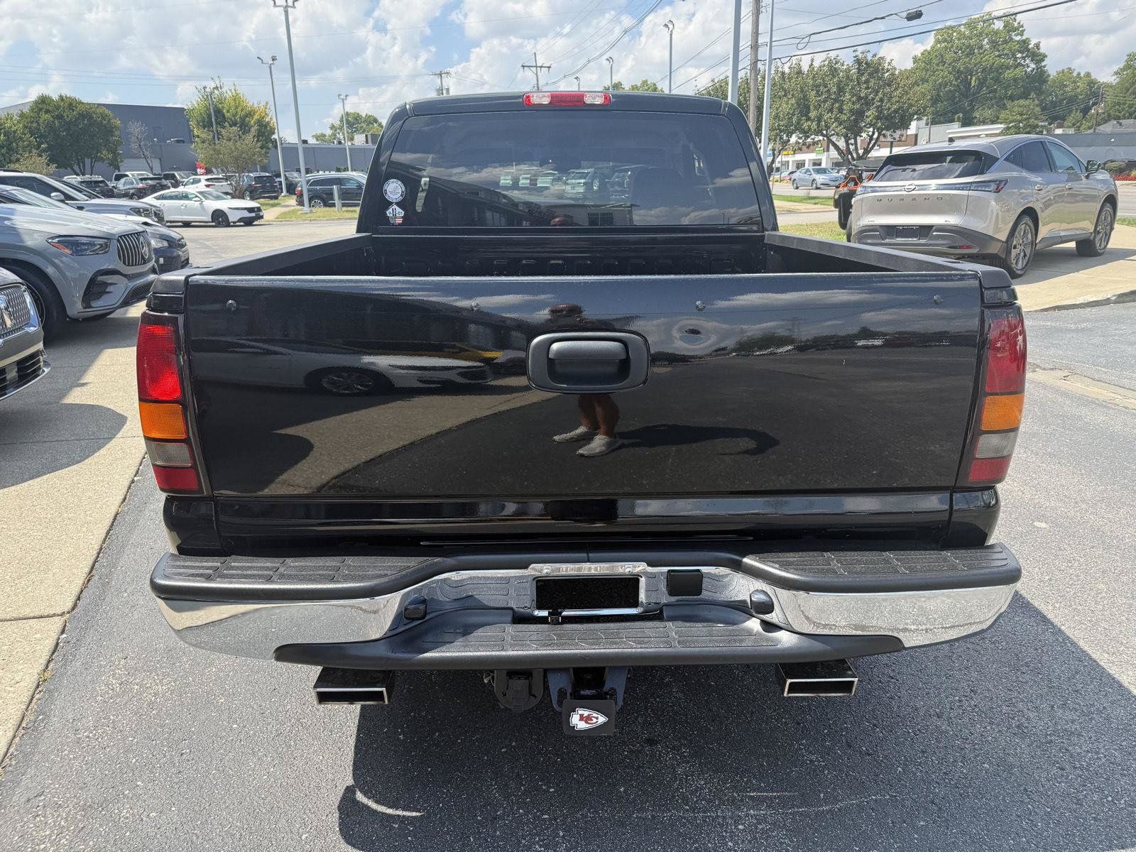 Used 2006 GMC Sierra 1500 SLT w/ Sierra Special Edition RWD image 5