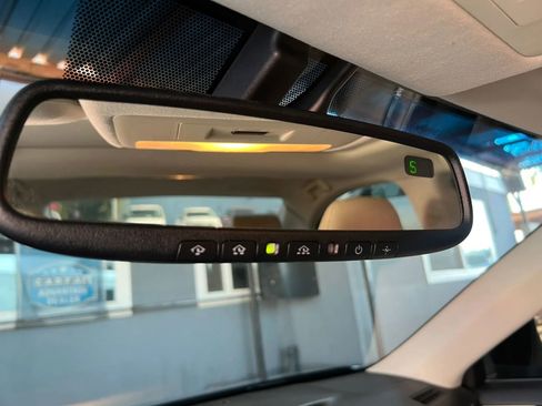Used 2013 Lexus ES 350 w/ Premium Pkg FWD image 22