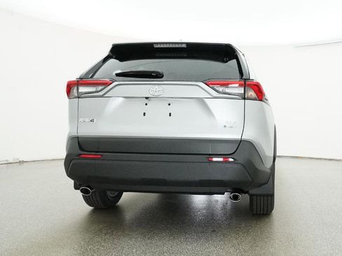 New 2025 Toyota RAV4 XLE image 17