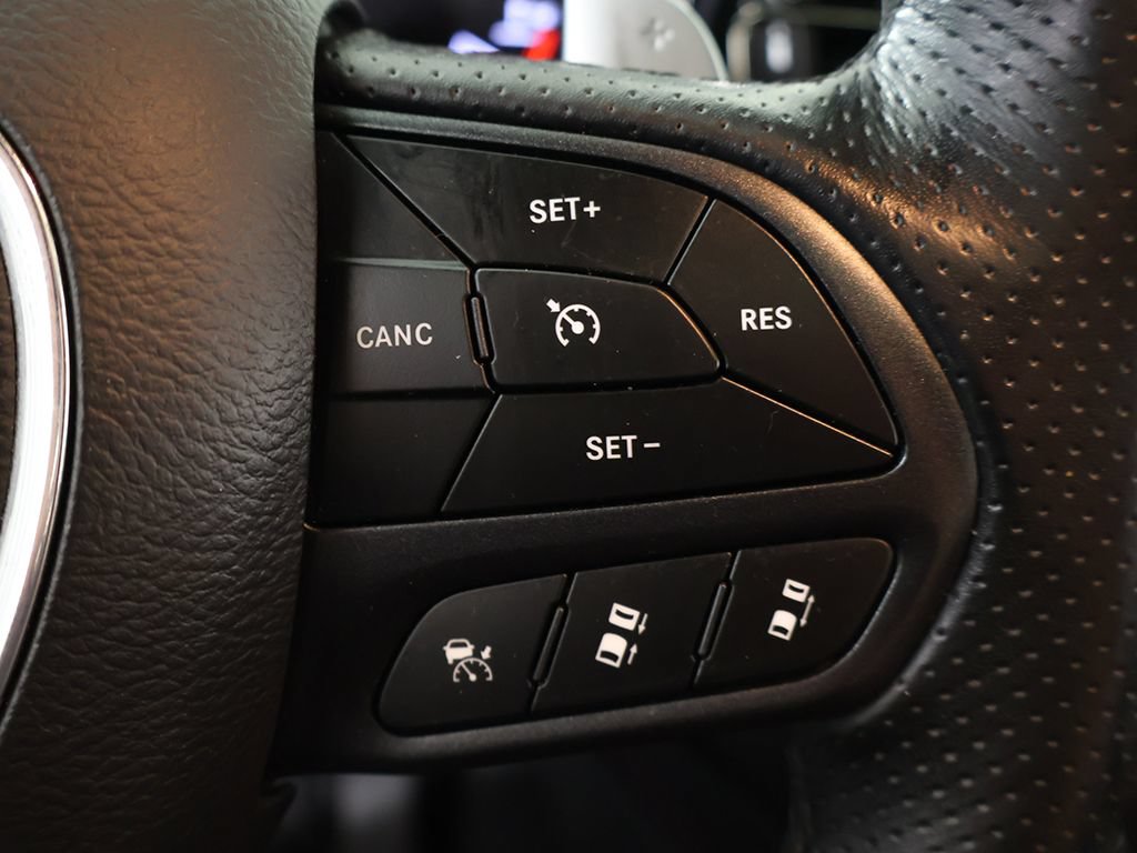 Used 2025 Dodge Durango GT AWD/4WD image 53