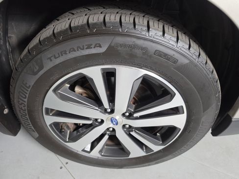 Used 2018 Subaru Outback 2.5i Limited AWD/4WD image 12