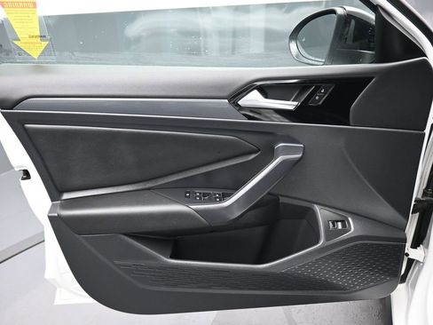 Used 2021 Volkswagen Jetta GLI Autobahn image 9