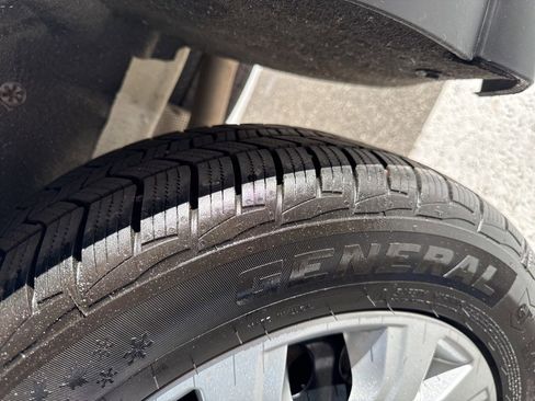 Used 2022 Ford Transit Connect XL image 15