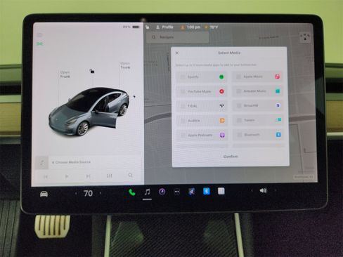 Used 2018 Tesla Model 3 Long Range image 22