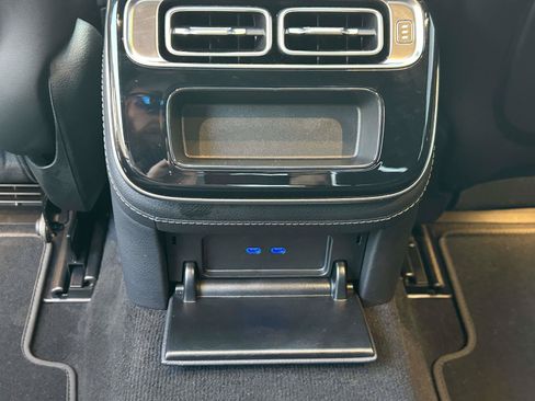 Certified 2025 Mercedes-Benz S 580 4MATIC Sedan image 40