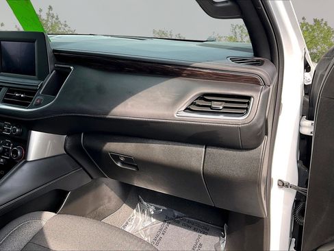 Used 2024 Chevrolet Tahoe LS image 17