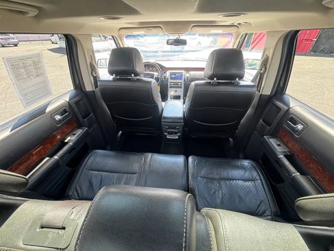 Used 2011 Ford Flex Limited FWD image 27